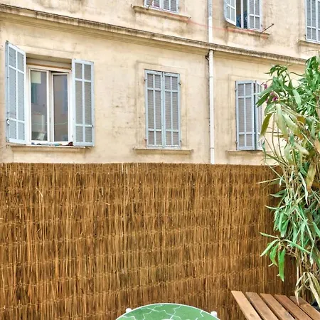 Apartment Proche Du Vieux-port, Avec Balcon
